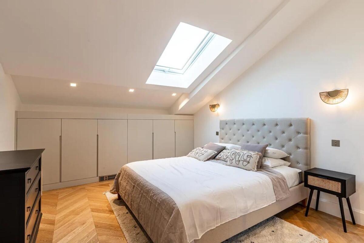 Beautiful 4 Bedrooms, Terrace, Appartement