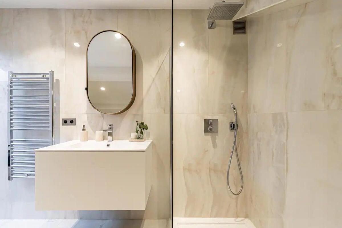 Beautiful 4 Bedrooms, Terrace, * Cannes